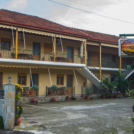 Ferienwohnung Avgi Káto Loutrákion Exterior foto