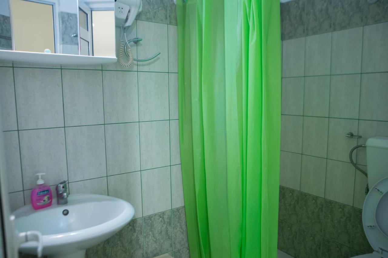 Ferienwohnung Avgi Káto Loutrákion Exterior foto