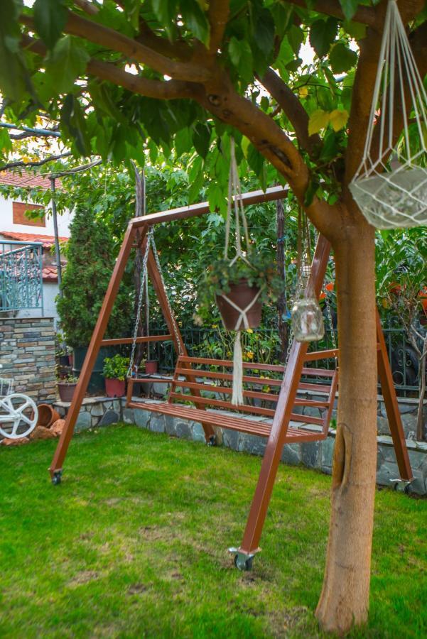 Ferienwohnung Avgi Káto Loutrákion Exterior foto