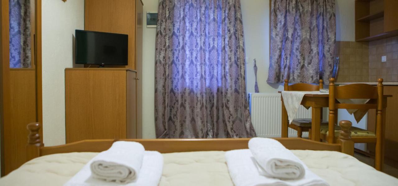 Ferienwohnung Avgi Káto Loutrákion Exterior foto